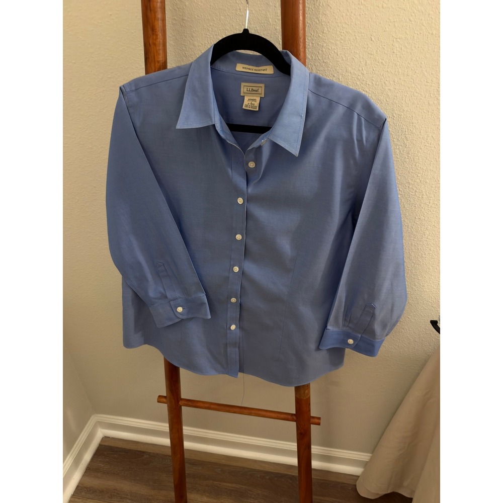 LL Bean Womens Blue Wrinkle Resistant Cotton Button Down Shirt Size L 3/4 Sleeve